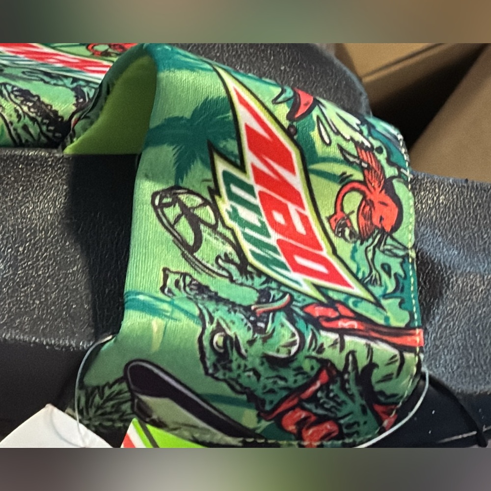 Mountain Dew Graphic Slides - Picture 5 of 8